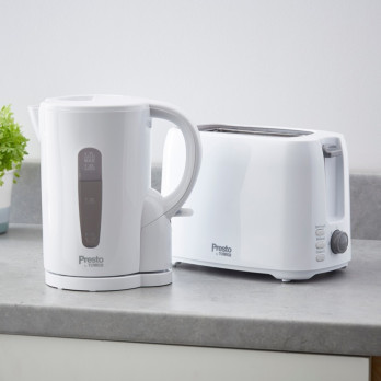 Tower Presto 1.7L Electric Kettle White 2200w makes up to 7 cups from one fill