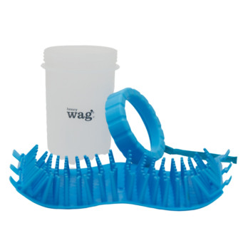 Henry Wag Pet Paw Cleaner Robust plastic outer shell Soft silicone bristles