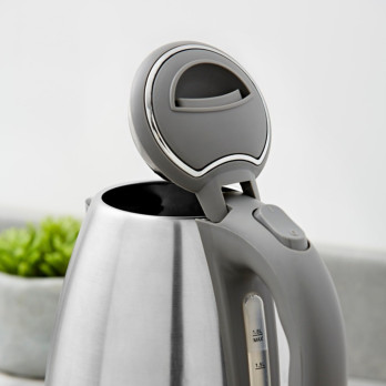 Tower Presto Kettle 1.8L Brushed Stainless Steel 2200W auto cut-off locking lid water gauge and indicator light